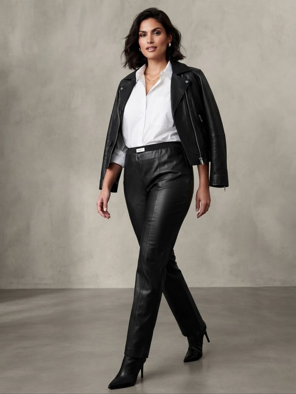 J. Jill Black Pull-on Faux Leather Tapered Dress Pants Size PL Lined Barrel Leg